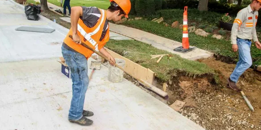 Rigid Pavement Design in Fort Wayne: PCC Thickness, Subgrade Support & Joint Layout